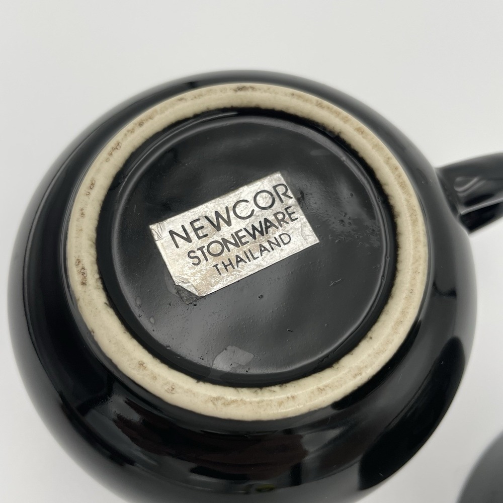 Vintage Newcor Stoneware 8oz Glossy Black Coffee/Tea Mugs Set‎ Of 2, Thailand - Picture 6 of 13